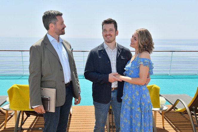 Kreuzfahrt ins Glück - Hochzeitsreise nach Korsika - Z filmu