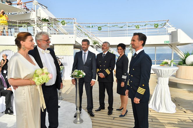Kreuzfahrt ins Glück - Hochzeitsreise nach Korsika - Photos