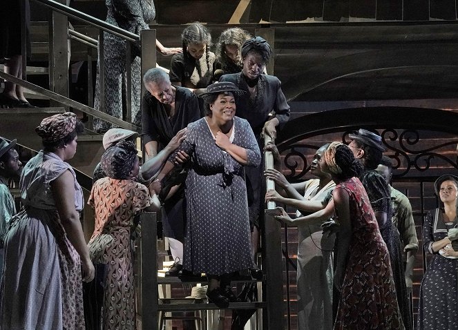 The Metropolitan Opera: The Gershwins' Porgy and Bess - Z filmu