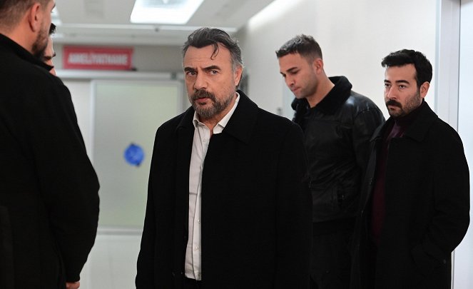 Ben Bu Cihana Sığmazam - Episode 16 - Filmfotos - Oktay Kaynarca