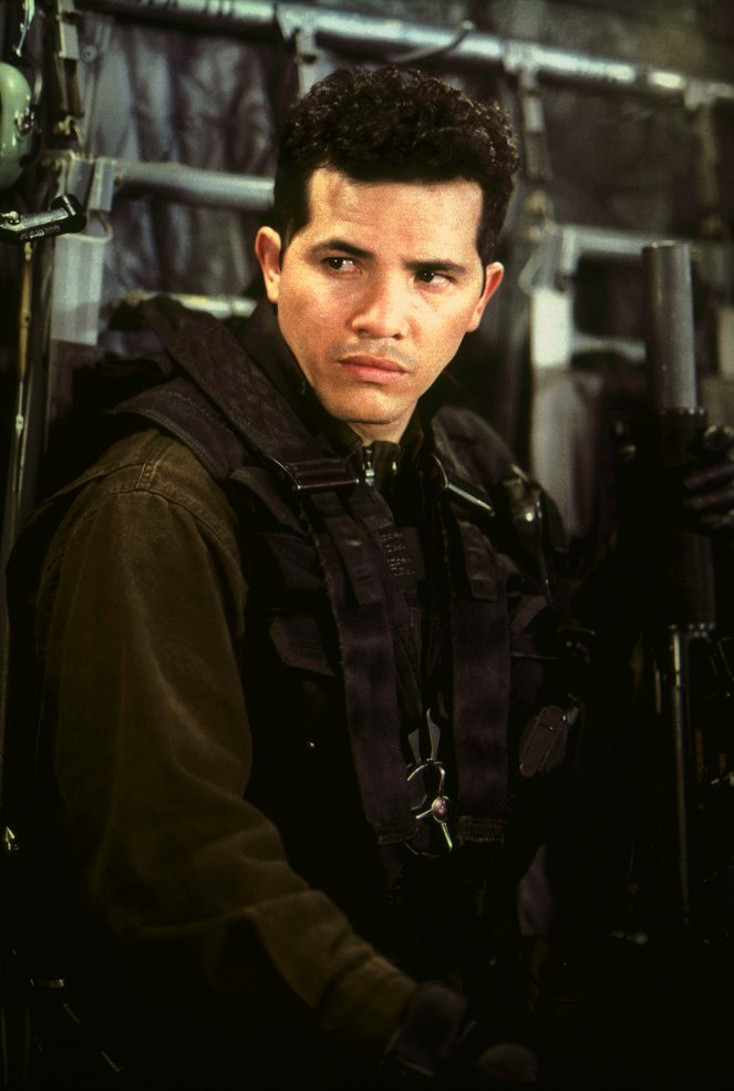 Critical Decision - Van film - John Leguizamo