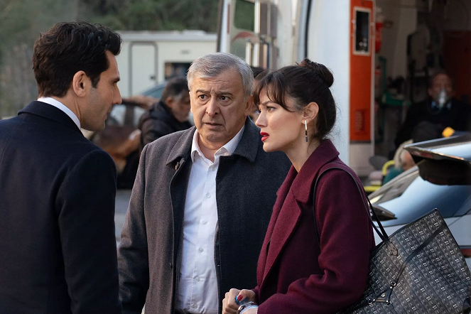 Yargı - Episode 14 - De la película - Hüseyin Avni Danyal, Pınar Deniz