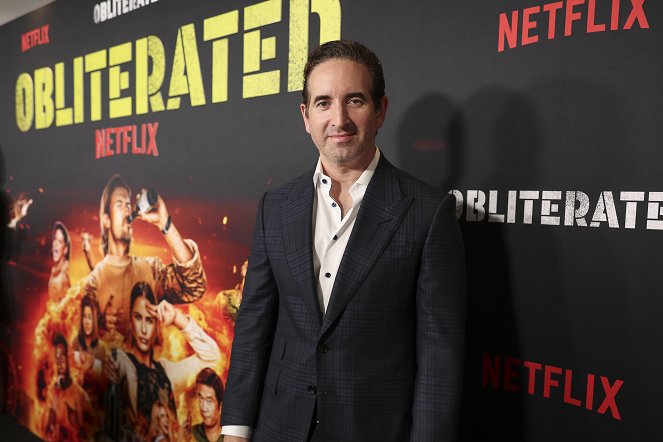 Hechos polvo - Eventos - Premiere screening of the new Sony Pictures Television and Netflix series Obliterated on November 29, 2023 in Culver City, California