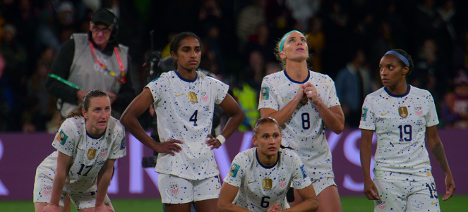 Under Pressure: The U.S. Women's World Cup Team - Episode 4 - Van film