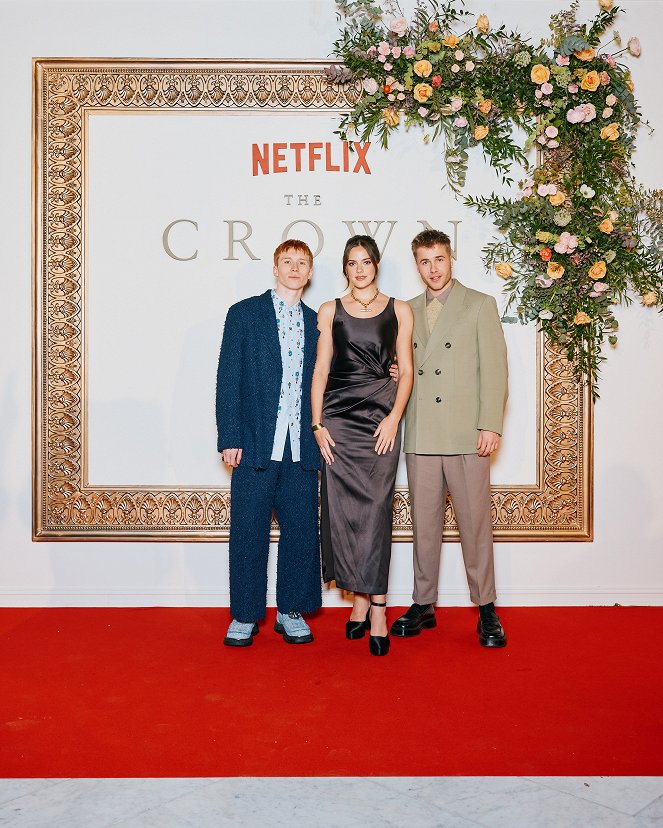 The Crown - Season 6 - Eventos - The Crown’s mid-season premiere at the Oslo Opera House on December 11, 2023 - Luther Ford, Meg Bellamy, Ed McVey