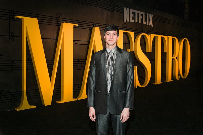 Maestro - Z akcí - Netflix's Maestro LA special screening at Academy Museum of Motion Pictures on December 12, 2023 in Los Angeles, California - Gideon Glick