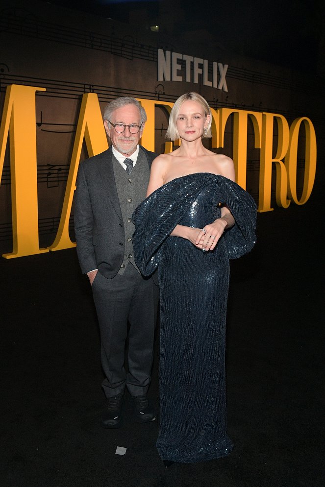 Maestro - Z akcií - Netflix's Maestro LA special screening at Academy Museum of Motion Pictures on December 12, 2023 in Los Angeles, California - Steven Spielberg, Carey Mulligan