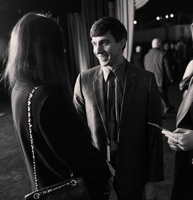 Maestro - Z akcií - Netflix's Maestro LA special screening at Academy Museum of Motion Pictures on December 12, 2023 in Los Angeles, California - Gideon Glick