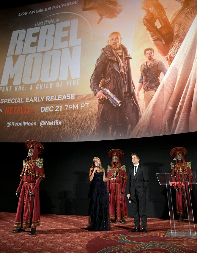 Rebel Moon – część 1: Dziecko ognia - Z imprez - Netflix Premiere of Zack Snyder's REBEL MOON - Part One: A Child of Fire at TCL Chinese Theatre on December 13, 2023 in Hollywood, California