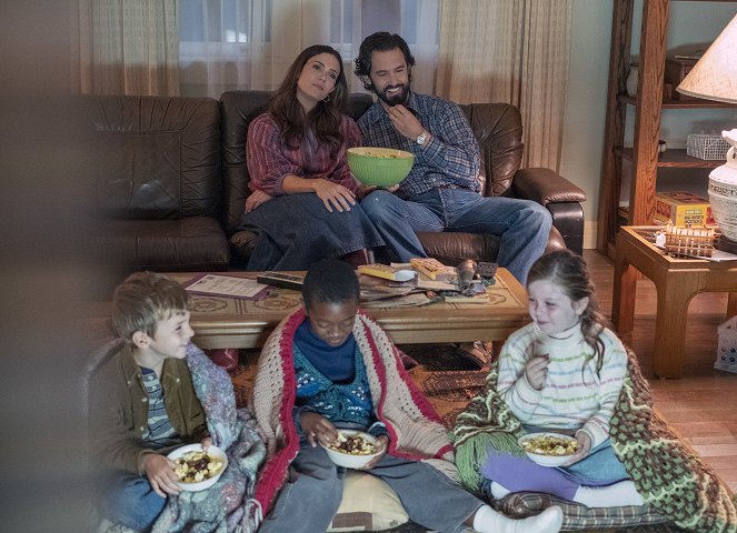 This Is Us - Das ist Leben - Season 6 - Four Fathers - Filmfotos - Mandy Moore, Milo Ventimiglia