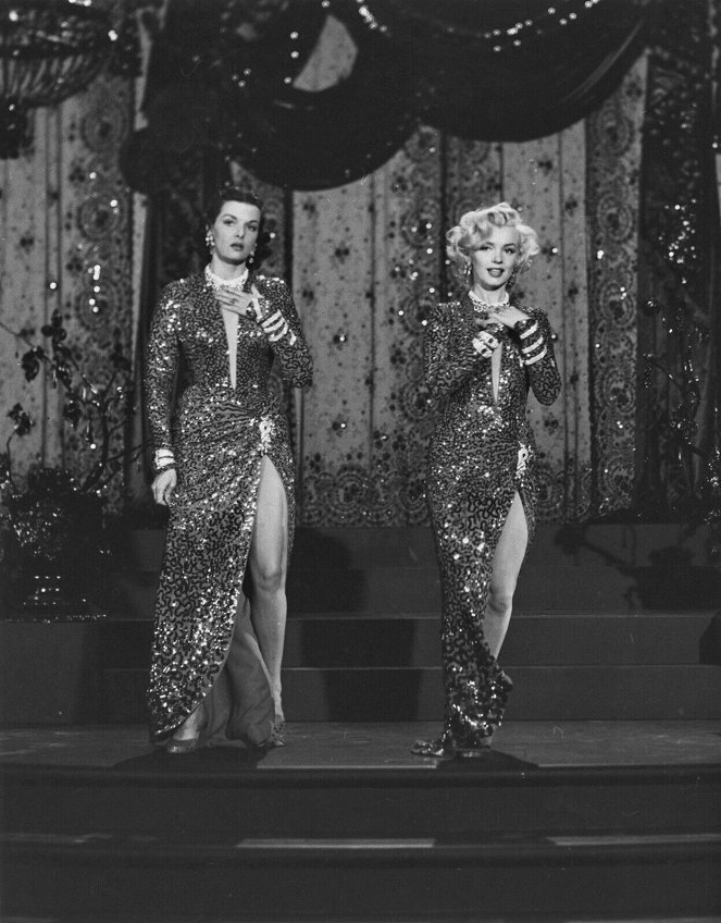 Szőkék előnyben - Filmfotók - Jane Russell, Marilyn Monroe