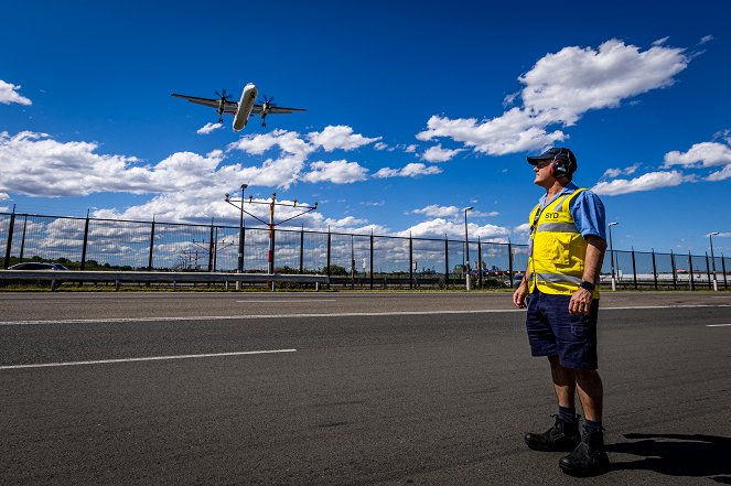 Élet Sydney repülőterén - Filmfotók