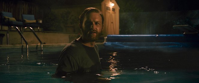 La piscina - De la película - Wyatt Russell