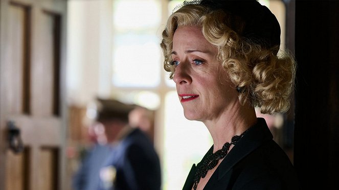 Father Brown - Season 11 - The Scars of War - Filmfotos