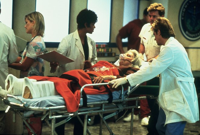 Diagnosis Murder - Season 6 - Murder on the Hour - Z filmu