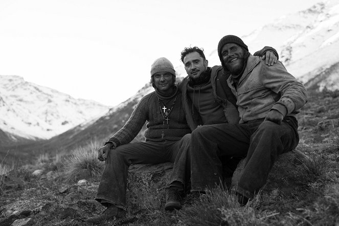 Sněžné bratrstvo - Z natáčení - Matías Recalt, J.A. Bayona, Agustín Pardella