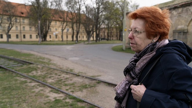 Theresienstadt - Eine Geschichte von Täuschung und Tod - Photos