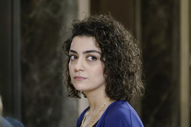 Camdaki Kız - Episode 1 - Kuvat elokuvasta - Merve Polat