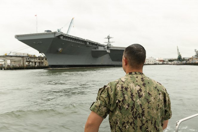 Impossible Engineering - US Navy's Aircraft Carrier - Photos