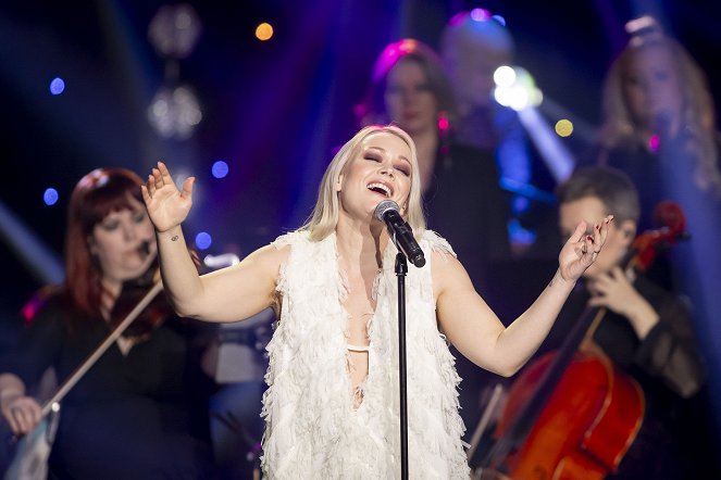 Joulun Tähdet 2023 - HelsinkiMission Kynttiläkonsertti - Photos - Anna Puu