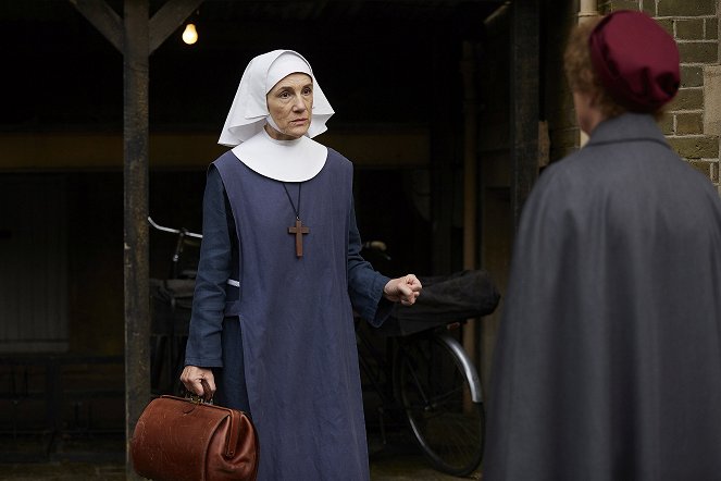 Call the Midwife - Episode 3 - Film - Harriet Walter