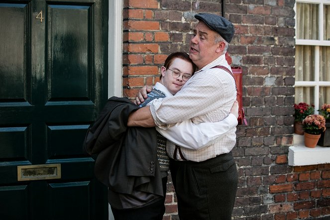 Call the Midwife - Episode 5 - Photos - Daniel Laurie, Cliff Parisi