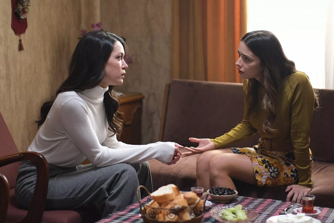 Dilek Taşı - Episode 18 - Photos - Hazal Subaşı