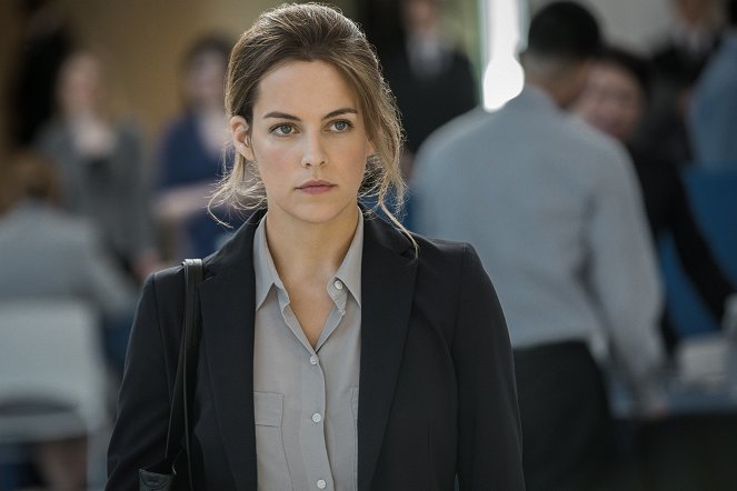 The Girlfriend Experience - Entry - Photos - Riley Keough