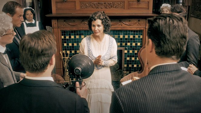 Drunk History - Season 2 - First Ladies - Filmfotos - Courteney Cox