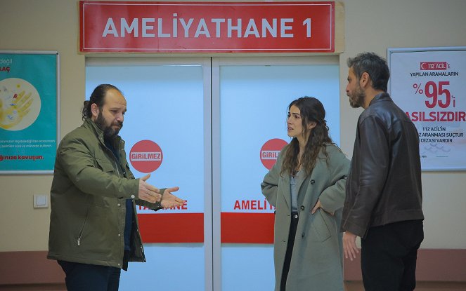 Ne Gemiler Yaktım - Episode 7 - De la película - Mert Denizmen, Deniz Baysal