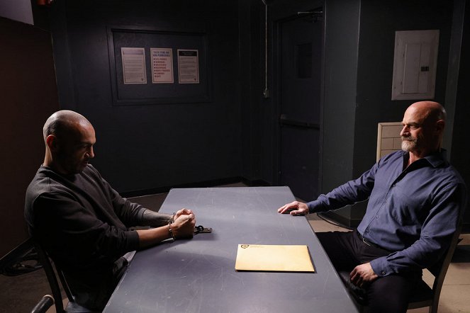 Law & Order: Organized Crime - Season 4 - Memory Lane - De la película - Christopher Meloni