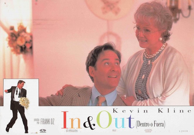 In & Out - Lobby Cards - Kevin Kline, Debbie Reynolds