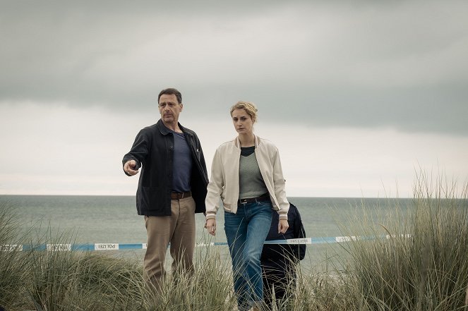 Dünentod - Ein Nordsee-Krimi - Die Frau am Strand - De la película