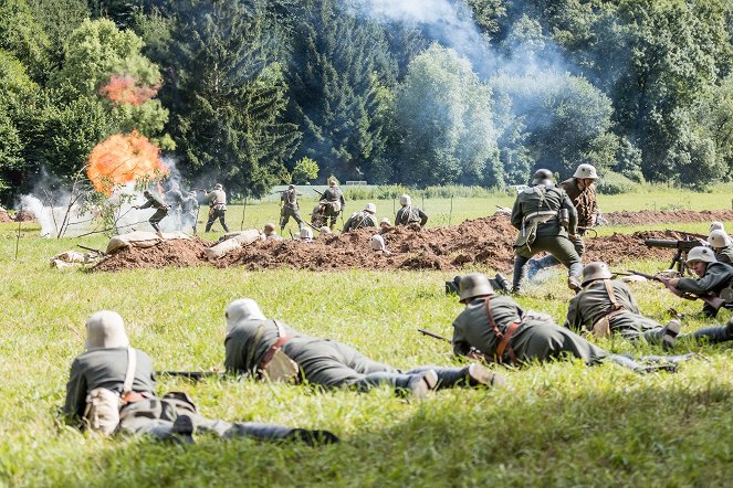 K poctě zbraň! - Piava 1918 - De la película