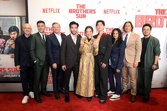 Bracia Sun - Z imprez - Netflix's The Brothers Sun Los Angeles Premiere at Netflix Tudum Theater on January 04, 2024 in Los Angeles, California