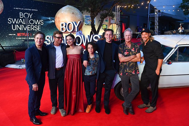 A fiú, aki lenyelte a világegyetemet - Rendezvények - Netflix global premiere of "Boy Swallows Universe" at New Farm Cinemas on January 09, 2024 in Brisbane, Australia