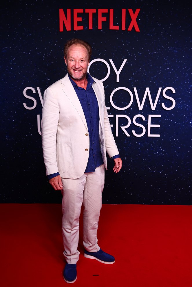 Kluk spolkne vesmír - Z akcí - Netflix global premiere of "Boy Swallows Universe" at New Farm Cinemas on January 09, 2024 in Brisbane, Australia