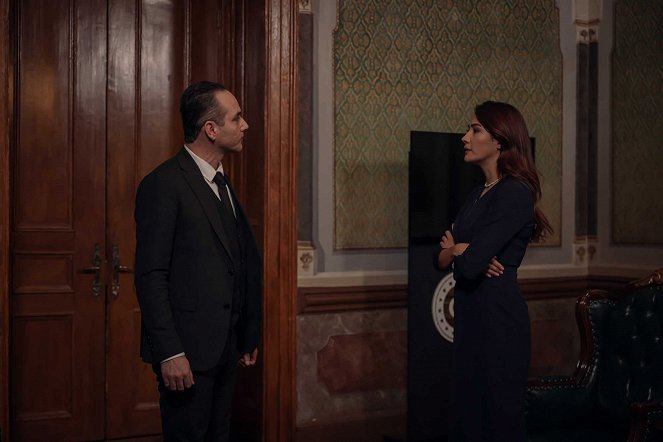 Ankara - Episode 13 - Photos - Serdar Yeğin, Aybüke Pusat