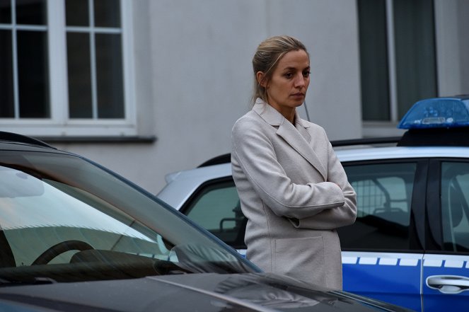Tatort - Rettung so nah - Z filmu - Annika Blendl