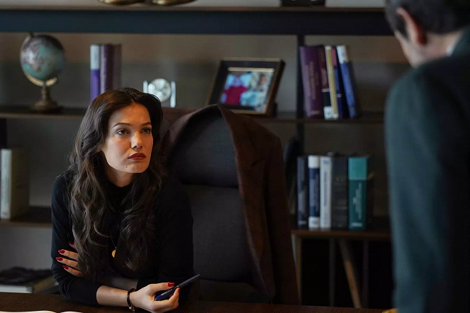 Yargı - Episode 16 - De la película - Pınar Deniz