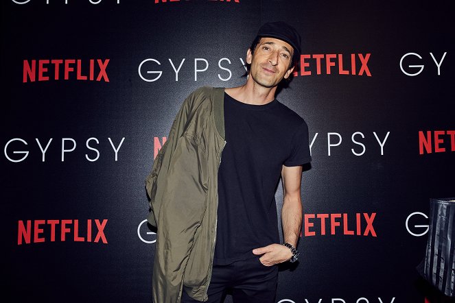 Terapeutka - Z akcí - Netflix original series GYPSY Premiere at PUBLIC HOTEL on Thursday, June 29th, 2017 in NYC