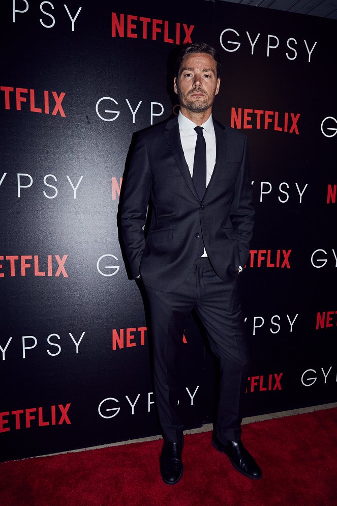 Gypsy - Eventos - Netflix original series GYPSY Premiere at PUBLIC HOTEL on Thursday, June 29th, 2017 in NYC