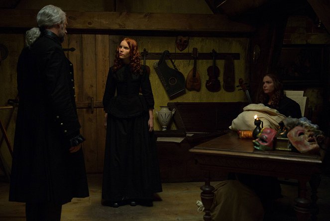 Salem - All Fall Down - Do filme