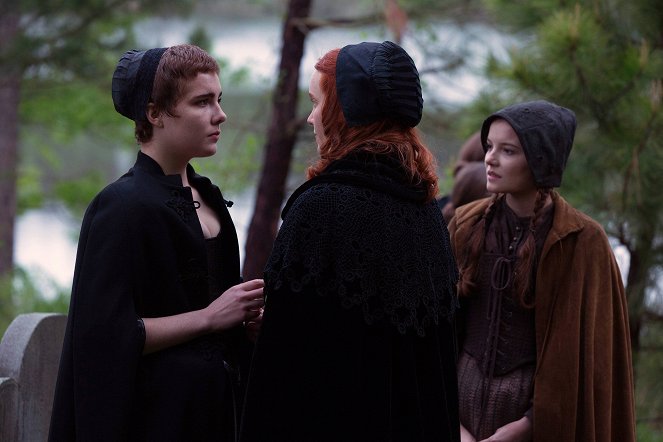 Salem - Season 1 - Spinnennetz - Filmfotos