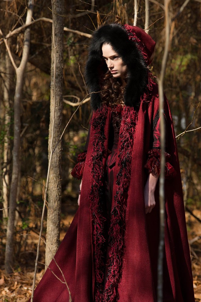Salem - The Red Rose and the Briar - Filmfotók