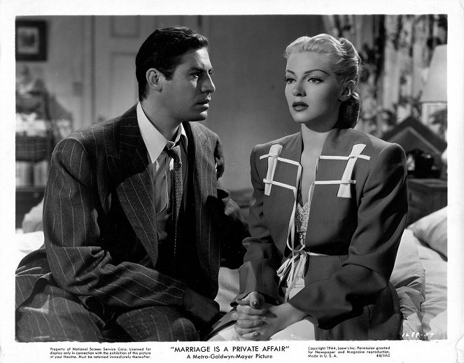 Marriage Is a Private Affair - Fotocromos - John Hodiak, Lana Turner