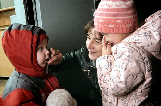 Putin and Ukraine's Stolen Children - Kuvat elokuvasta