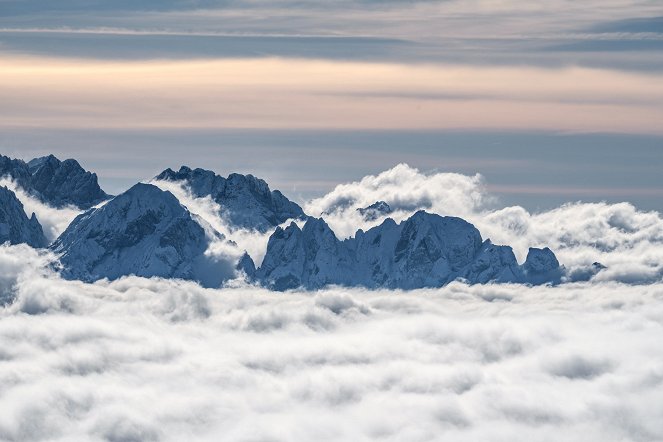 Bergwelten - Die Julischen Alpen – Ein Winterparadies mit Meerblick - De la película
