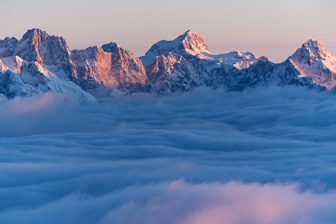 Bergwelten - Die Julischen Alpen – Ein Winterparadies mit Meerblick - Z filmu