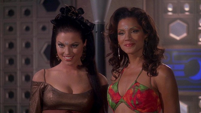 Star Trek: Enterprise - Season 1 - Two Days and Two Nights - Photos - DonnaMarie Recco, Dawn Stern